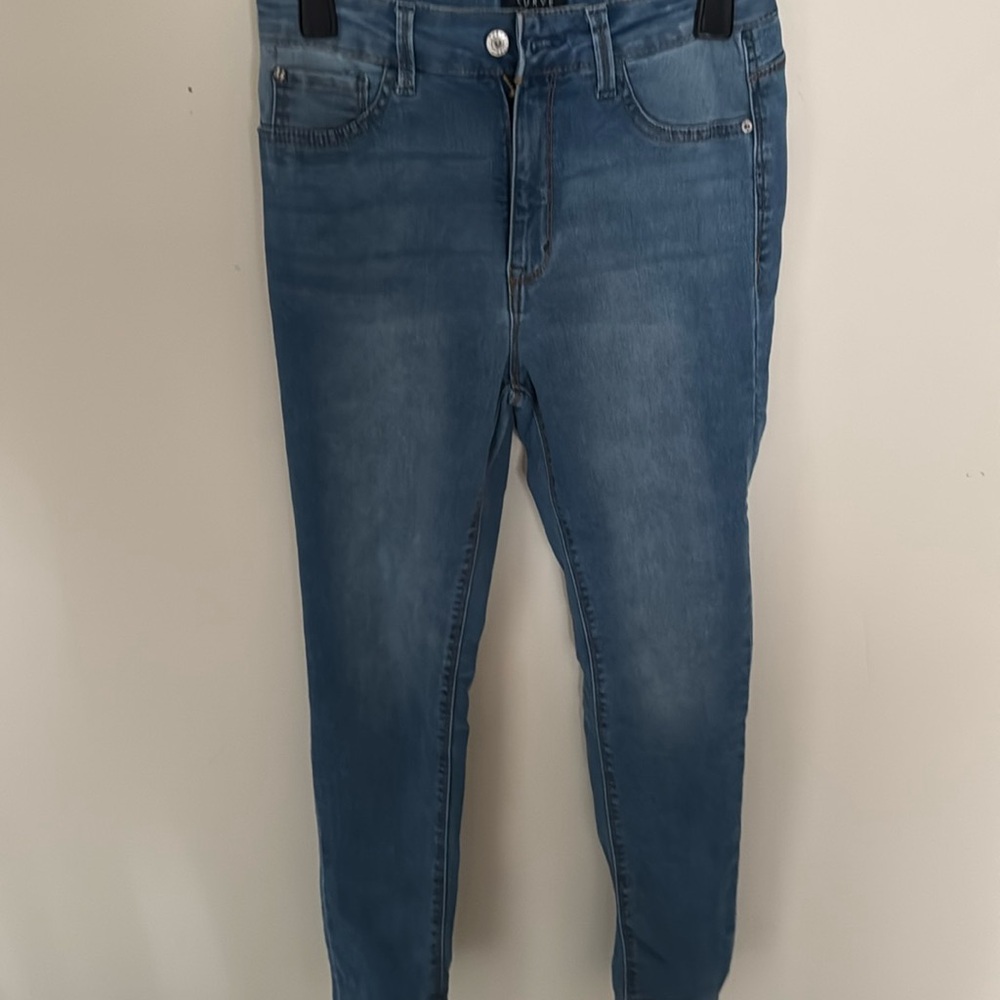 Curve appeal skinny jean